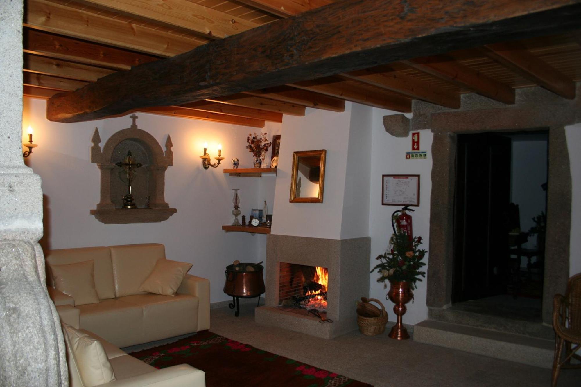 Quinta De La Barandica Guest House Miranda do Douro Luaran gambar