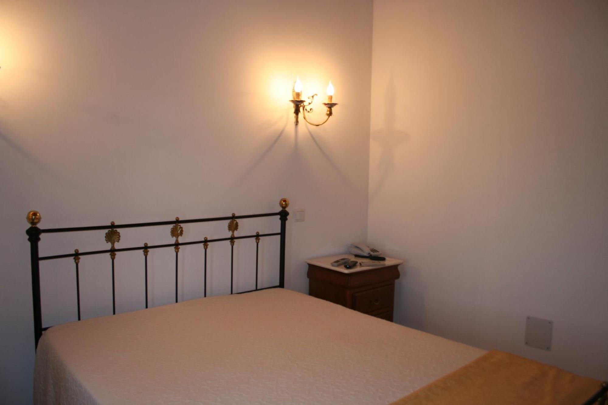 Quinta De La Barandica Guest House Miranda do Douro Bilik gambar